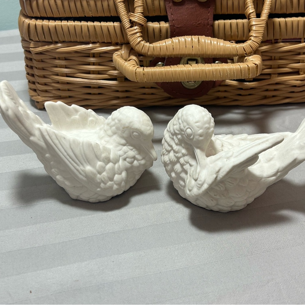 Vintage A. Santini White Alabaster Doves